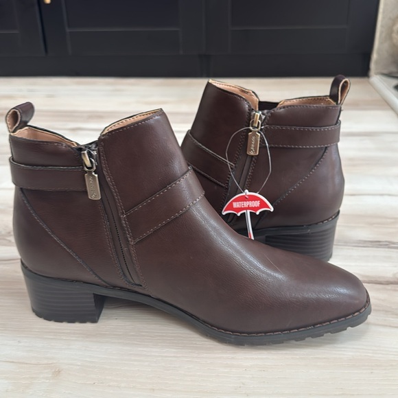 BLONDO Shantel Waterproof Ankle Boot In Java - Picture 4 of 8